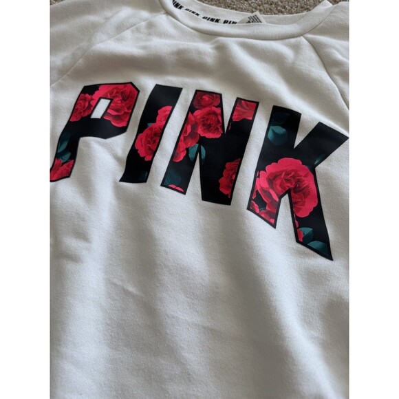 Victoria’s Secret Pink Oversized Sweatshirt White Red Roses Classic Logo Size S - Picture 1 of 4
